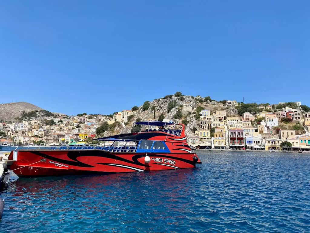 Boat transfer to symi with swimming stop rhodes sea lines2