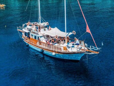 Royal sailing rhodes hero1